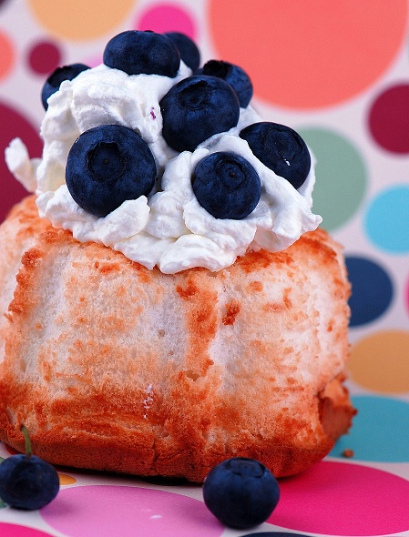 angel food cake 1