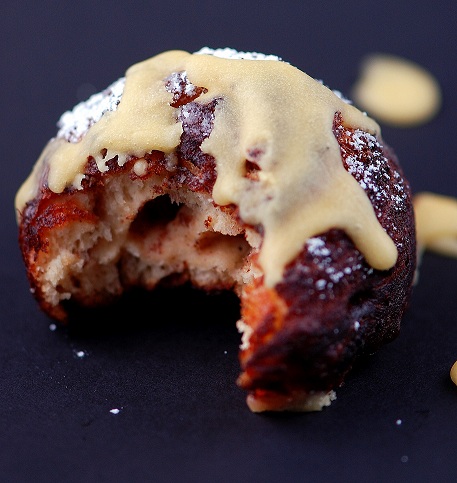 deep fried cinnamon roll